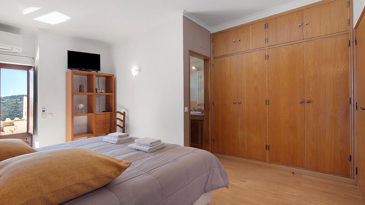Photo of Bedroom in Sao Bras de Alportel