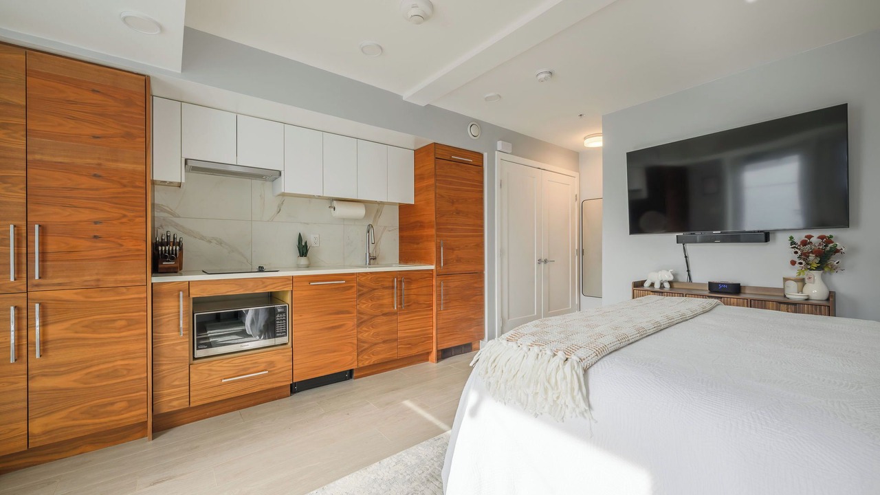 Photo of Bedroom in Lower Lonsdale