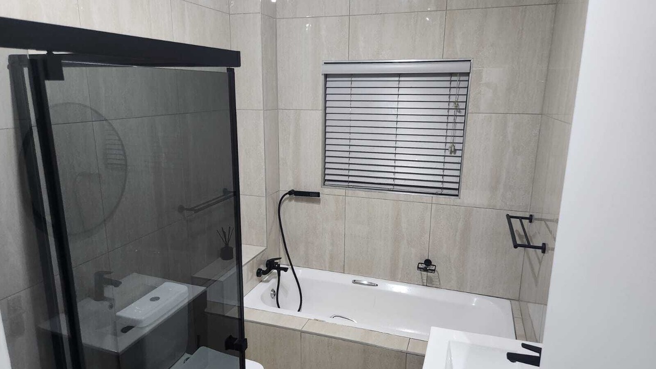 Photo of Bathroom in Greater Johannesburg Metropolitan Area