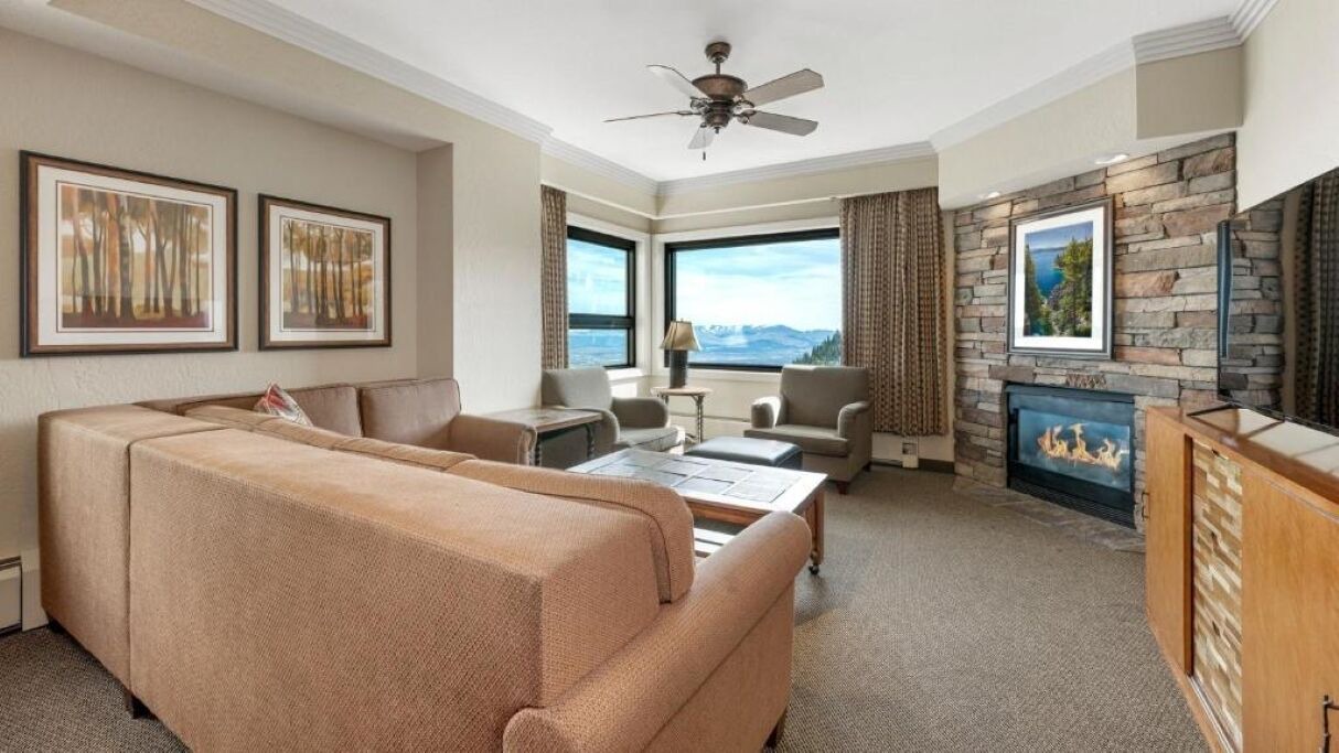 Photo of Livingroom in Tahoe Village