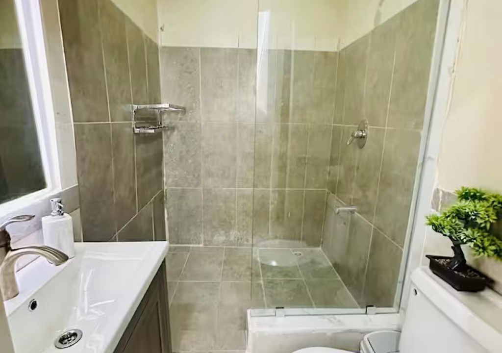 Photo of Bathroom in Gulf View