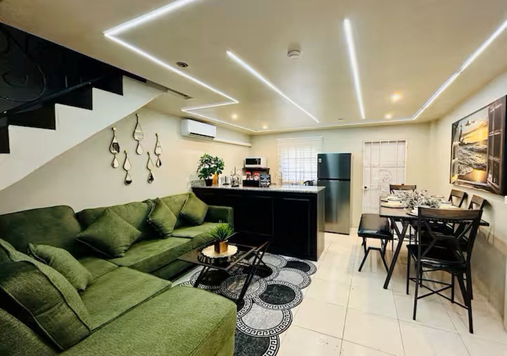Photo of Livingroom in Gulf View