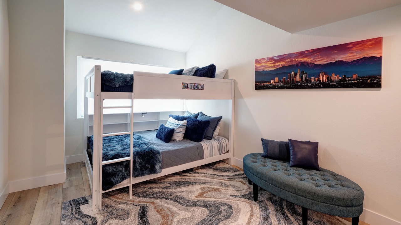 Photo of Bedroom in Malibu