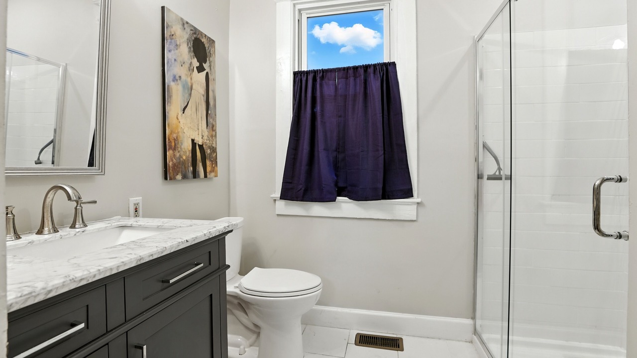Photo of Bathroom in Forest Glen