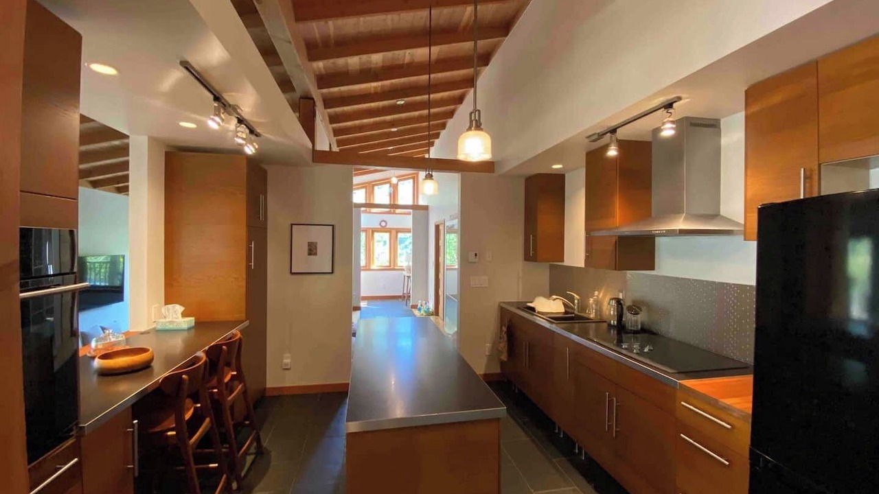 Photo of Kitchen in Bowen Island