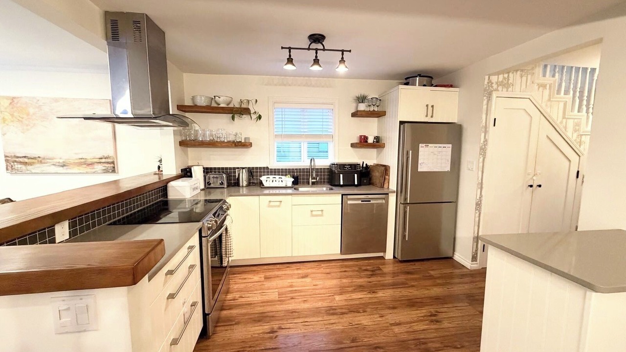 Photo of Kitchen in Lower Lonsdale