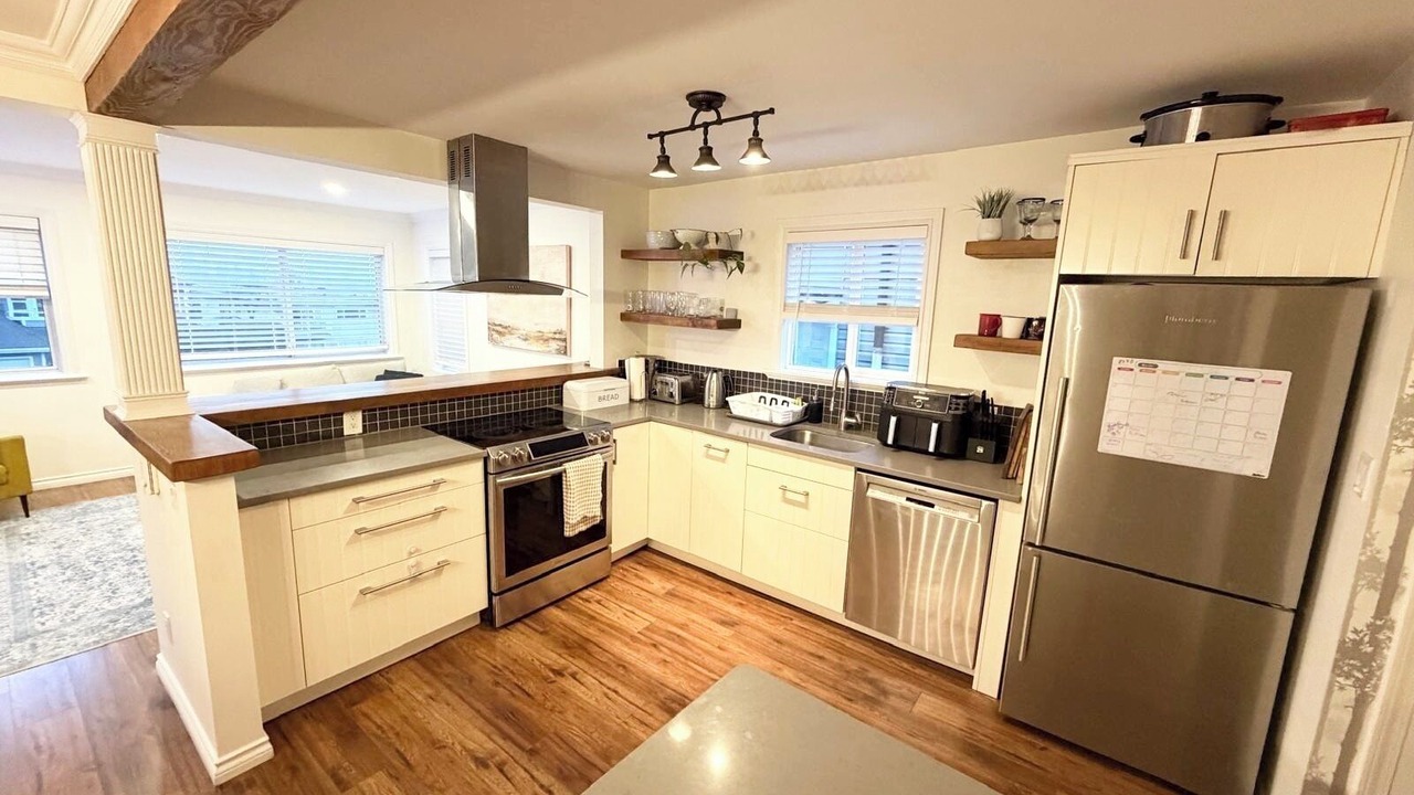 Photo of Kitchen in Lower Lonsdale