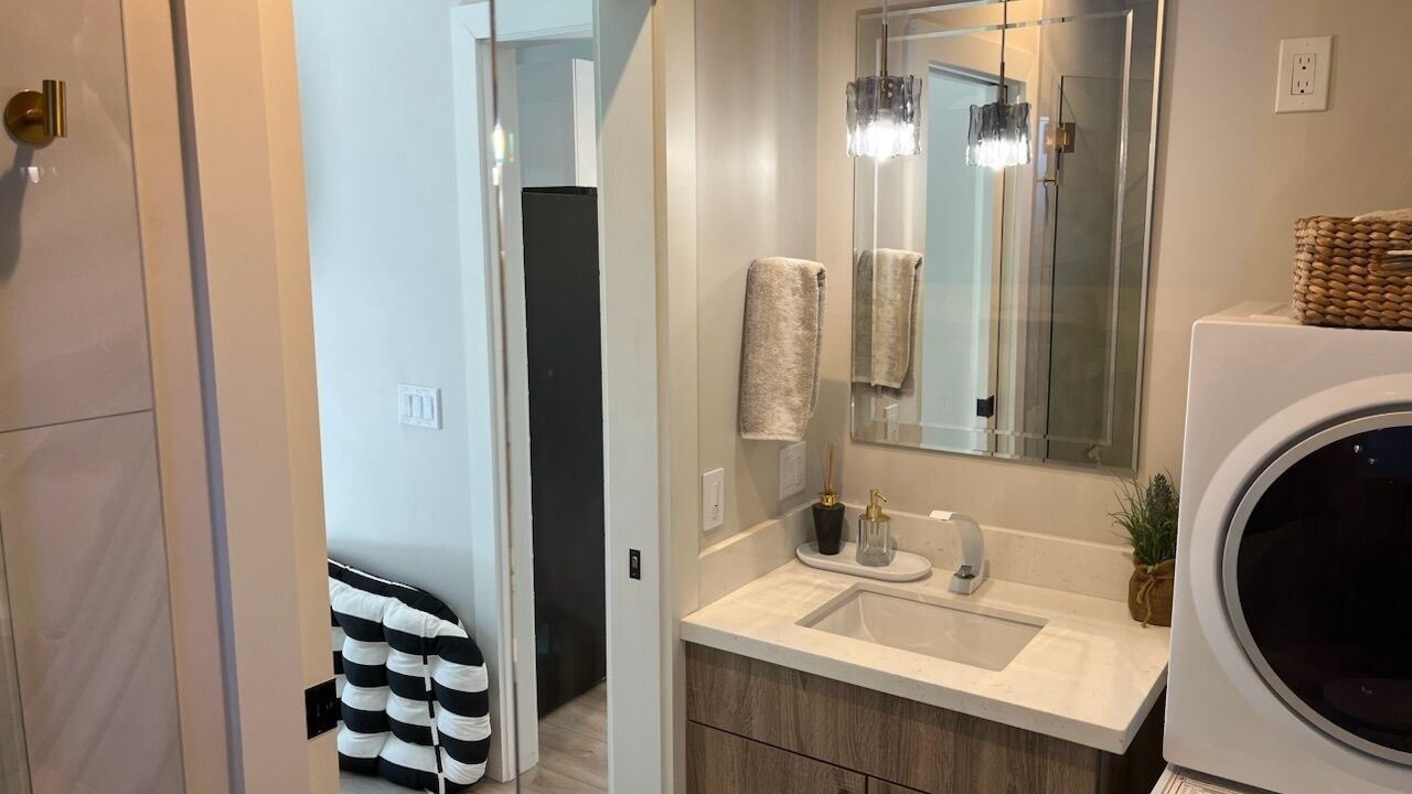 Photo of Bathroom in Alta Mesa