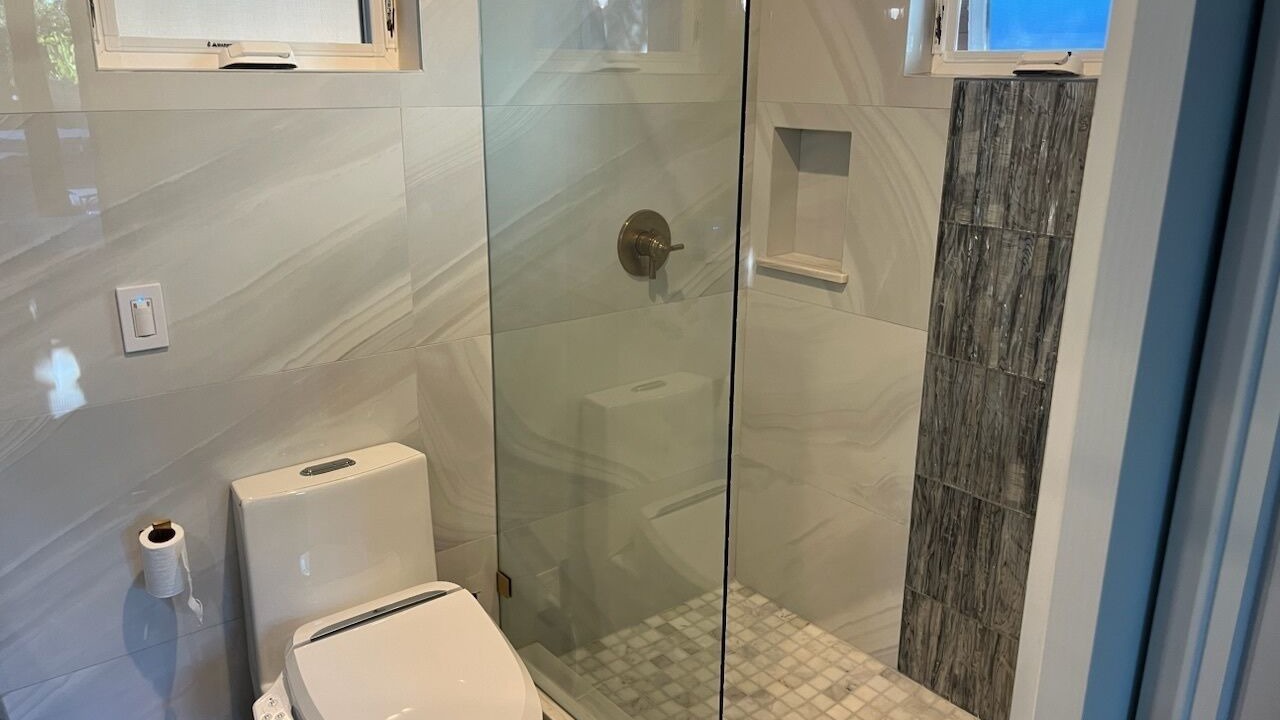 Photo of Bathroom in Alta Mesa