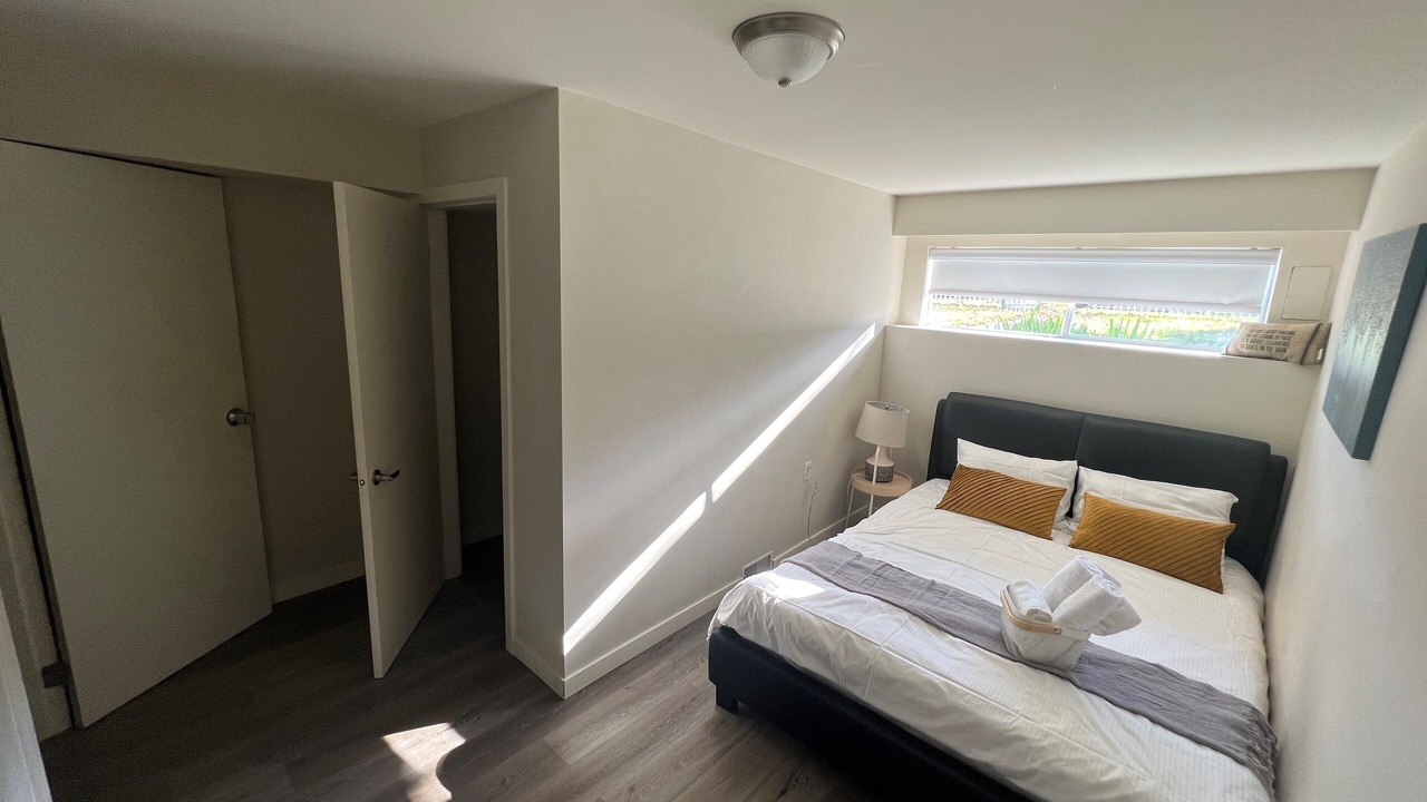 Photo of Bedroom in East Side