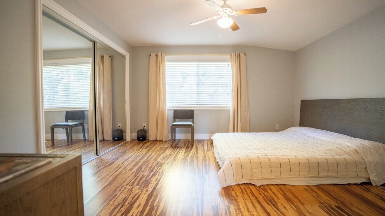 Photo of Bedroom in Calabasas
