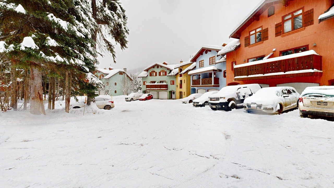 Photo of Outdoor in Sun Peaks