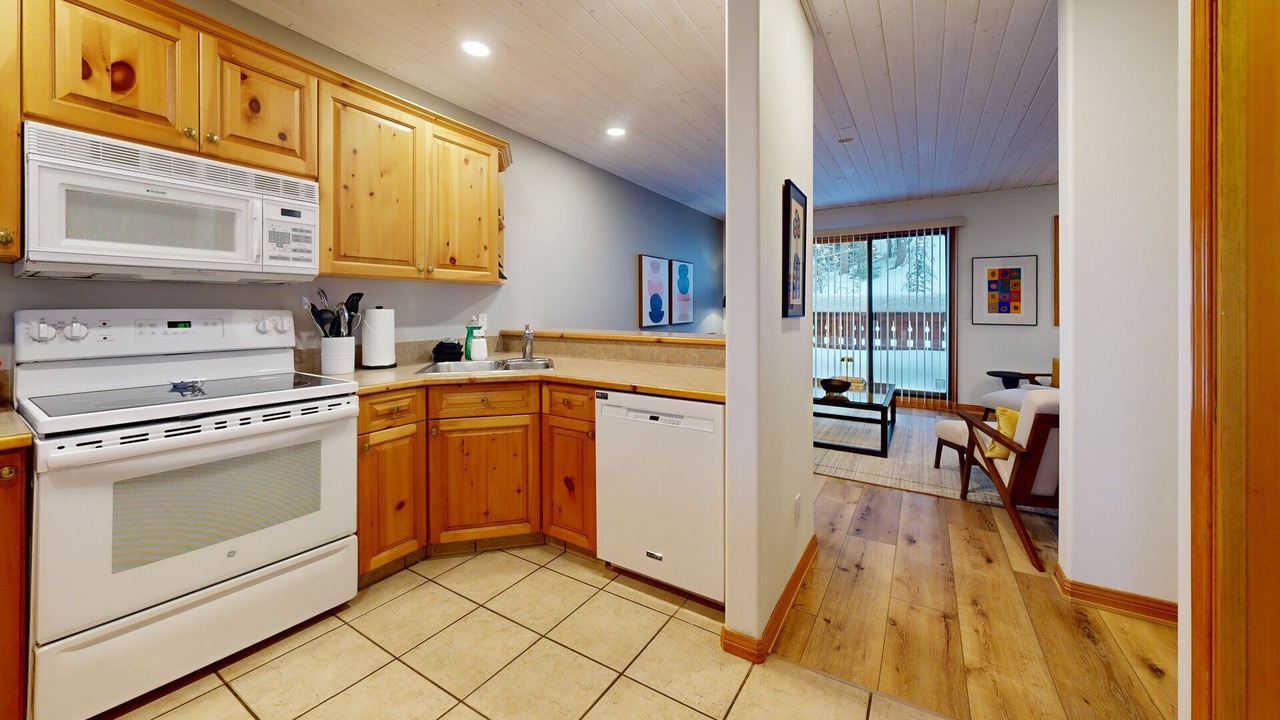 Photo of Kitchen in Sun Peaks