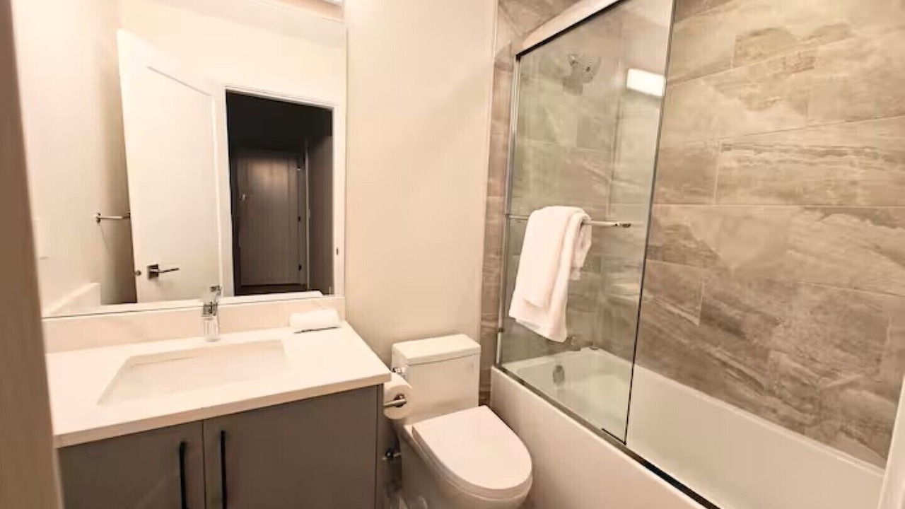 Photo of Bathroom in Canyon Heights