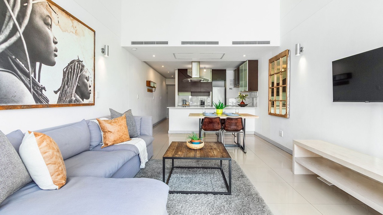 Photo of Livingroom in Claremont