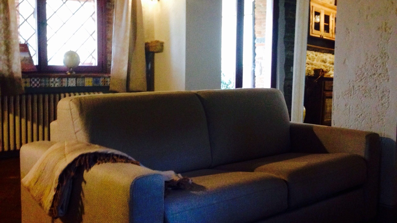 Photo of Livingroom in Buti