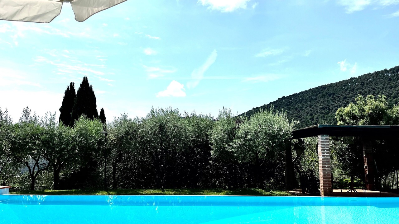 Photo of Outdoor in Buti