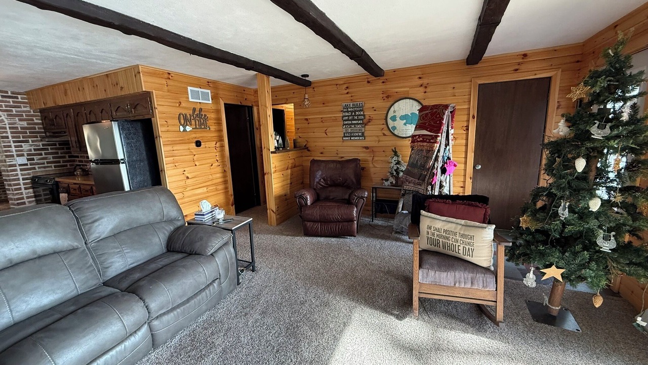 Photo of Livingroom in Wautoma
