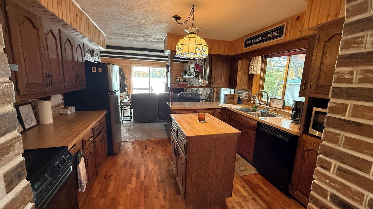 Photo of Kitchen in Wautoma