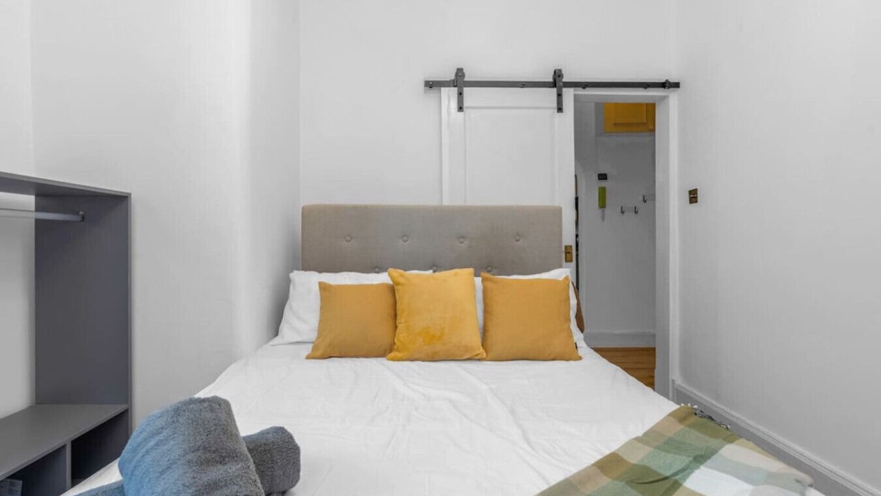 Photo of Bedroom in Leith