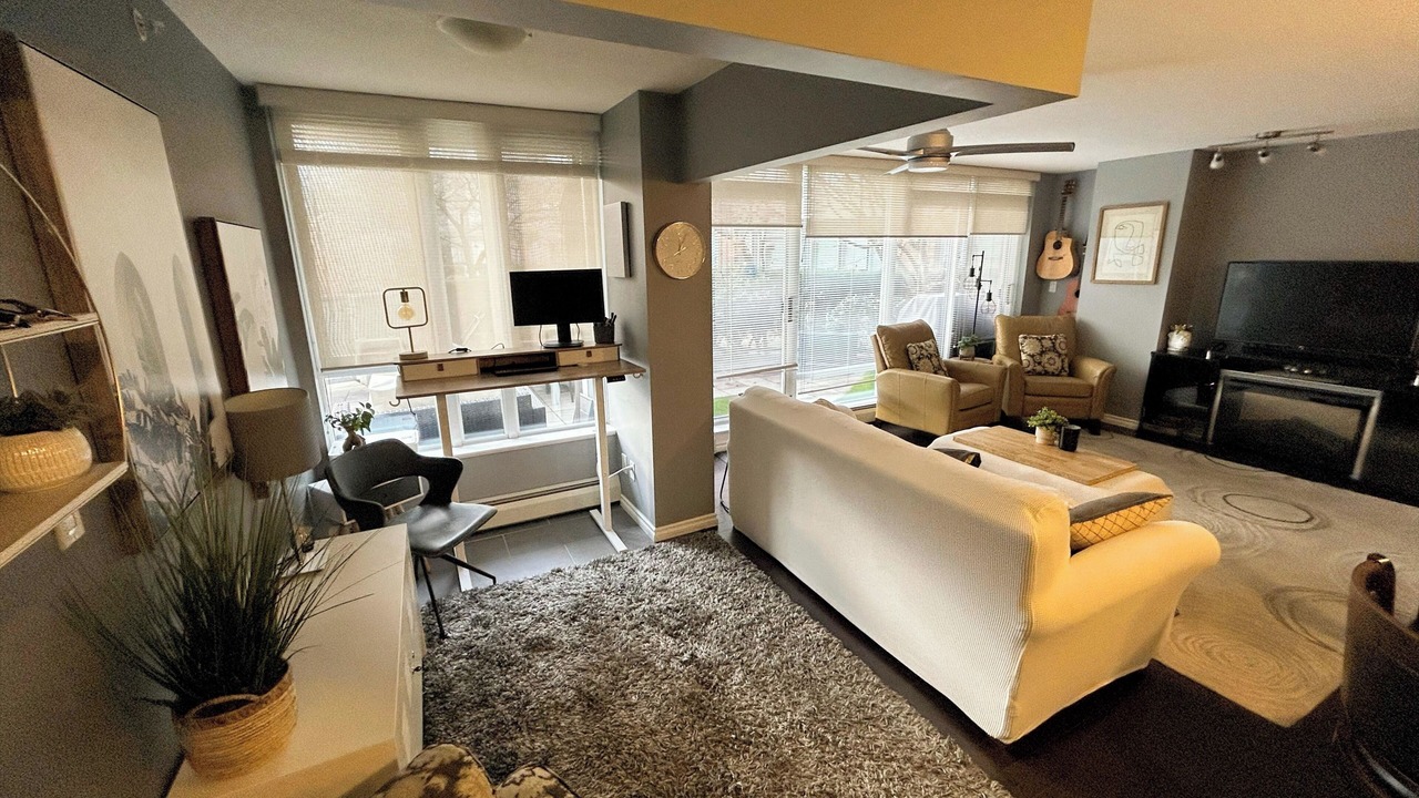 Photo of Livingroom in Gastown