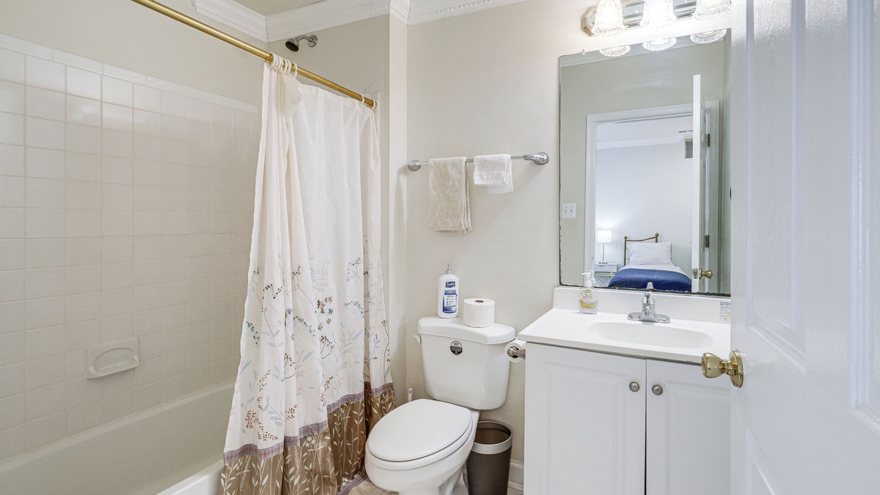 Photo of Bathroom in Fairland