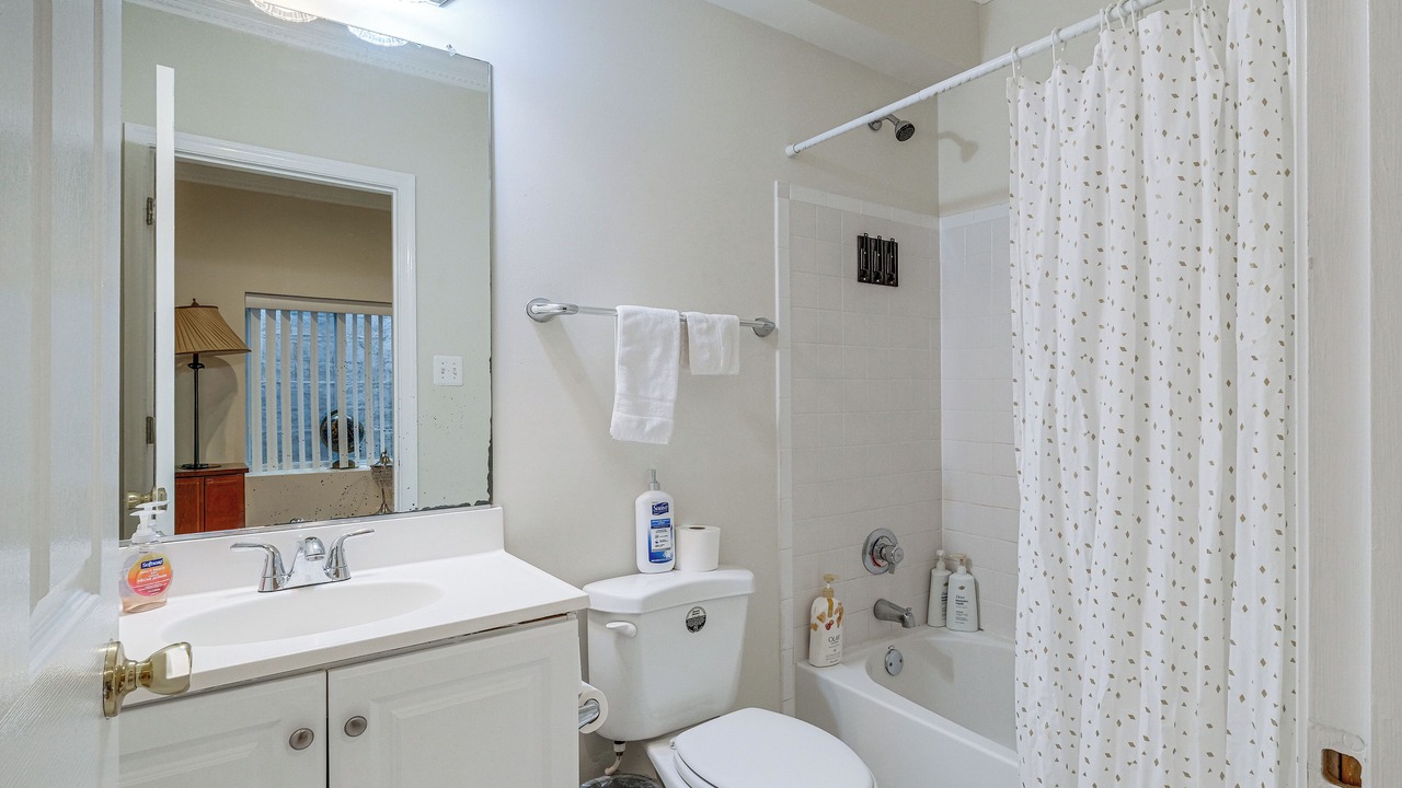 Photo of Bathroom in Fairland