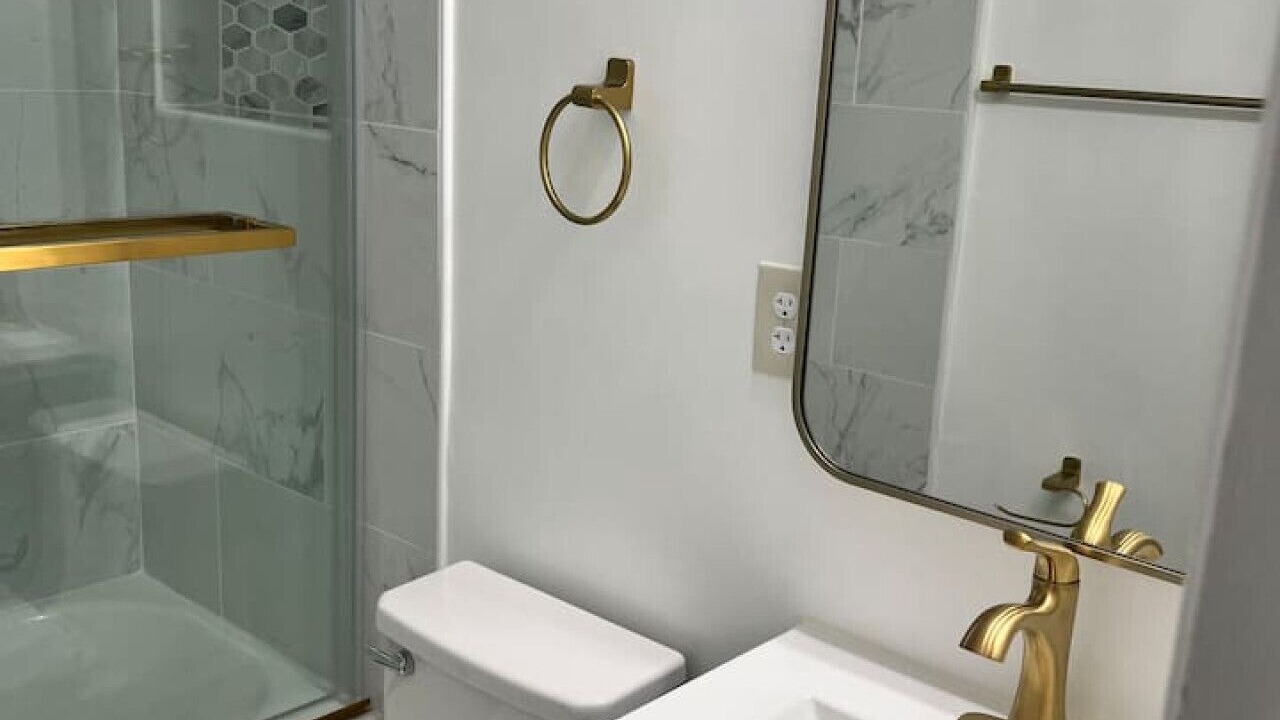 Photo of Bathroom in White Oak