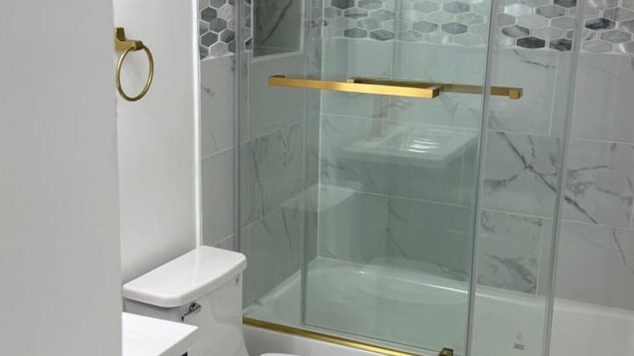 Photo of Bathroom in White Oak