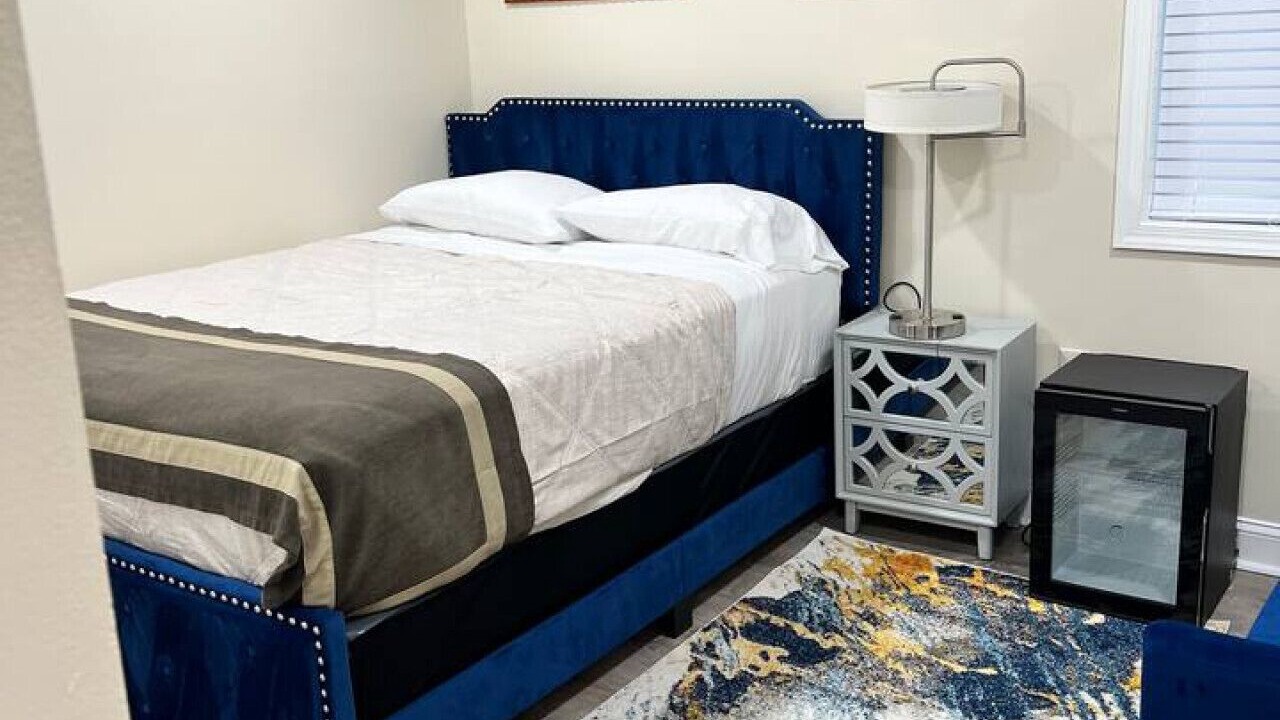 Photo of Bedroom in White Oak