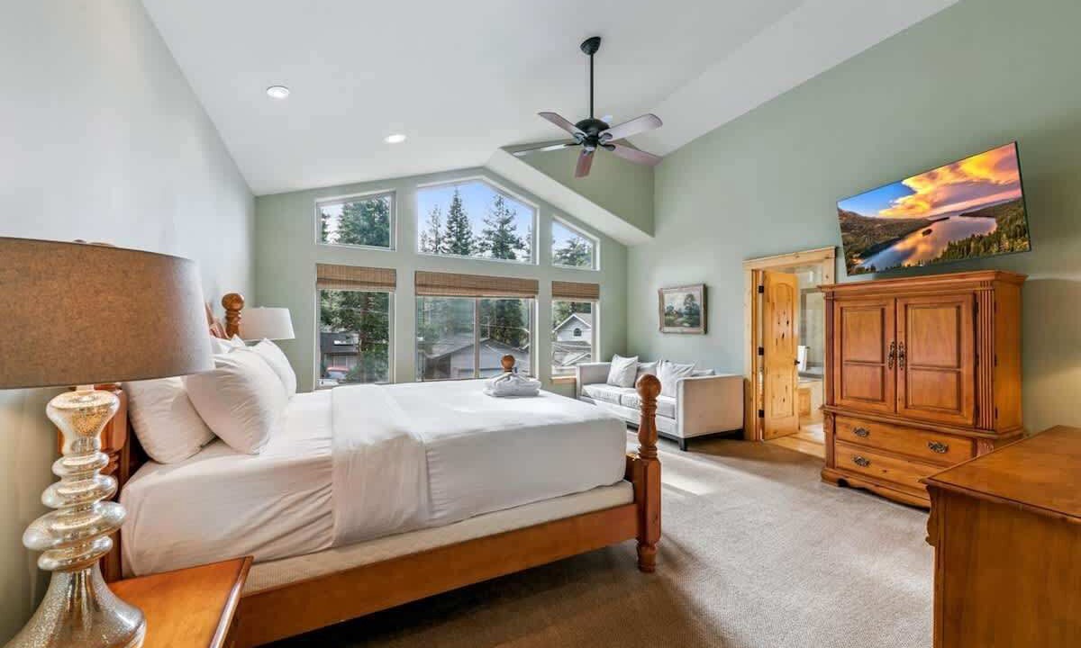 Photo of Bedroom in South Lake Tahoe