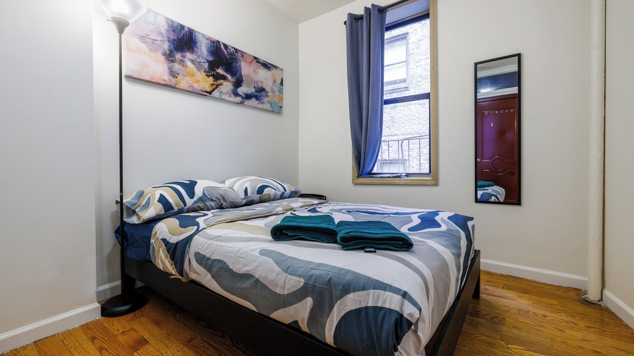 Photo of Bedroom in Manhattan Valley