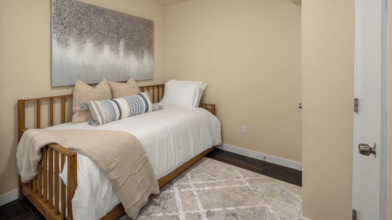 Photo of Bedroom in Alki