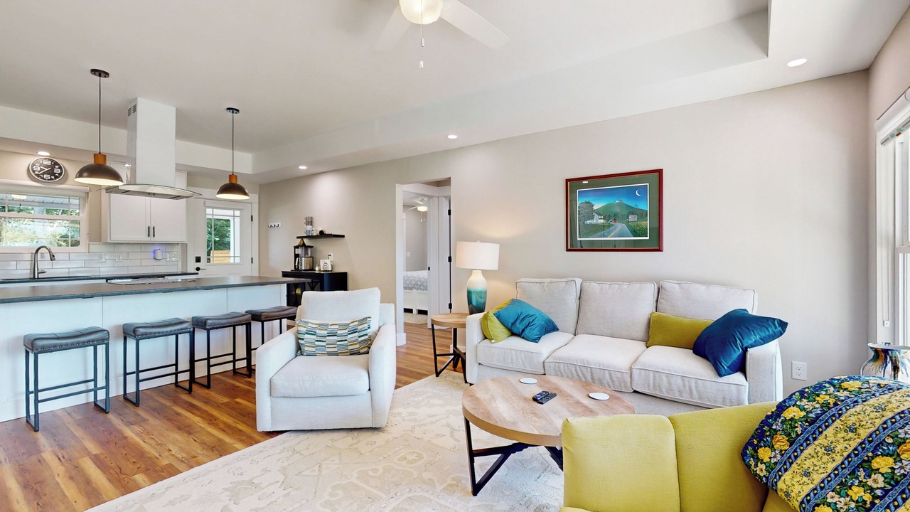 Photo of Livingroom in Pilot Mountain