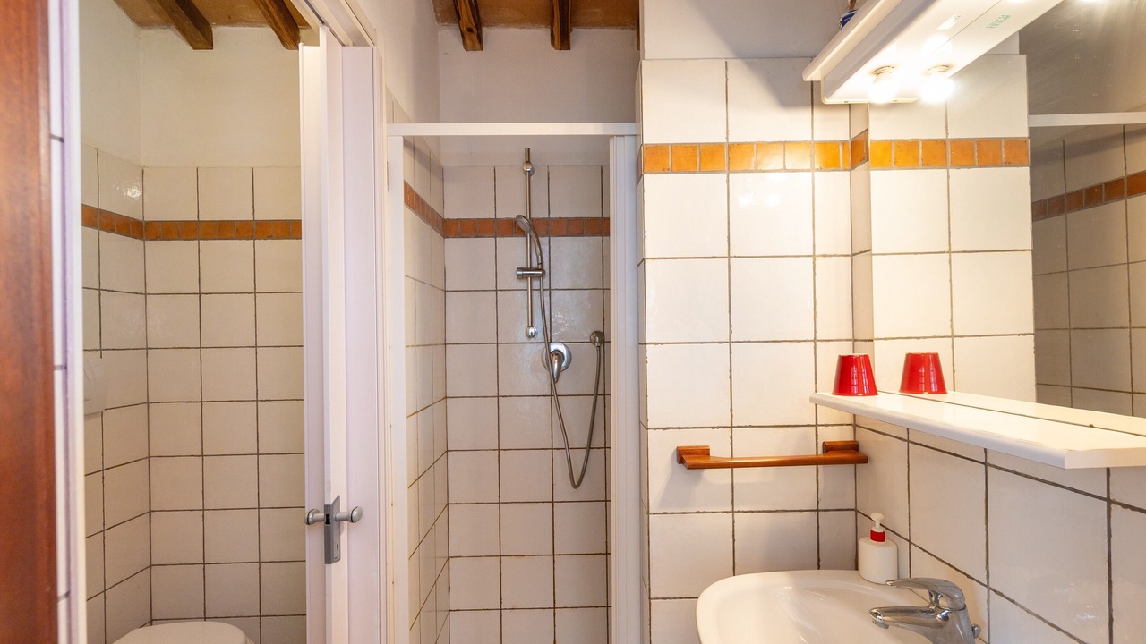 Photo of Bathroom in Toiano