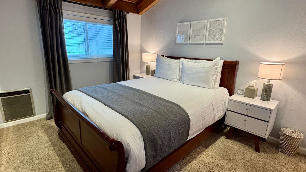 Photo of Bedroom in Tahoe Village