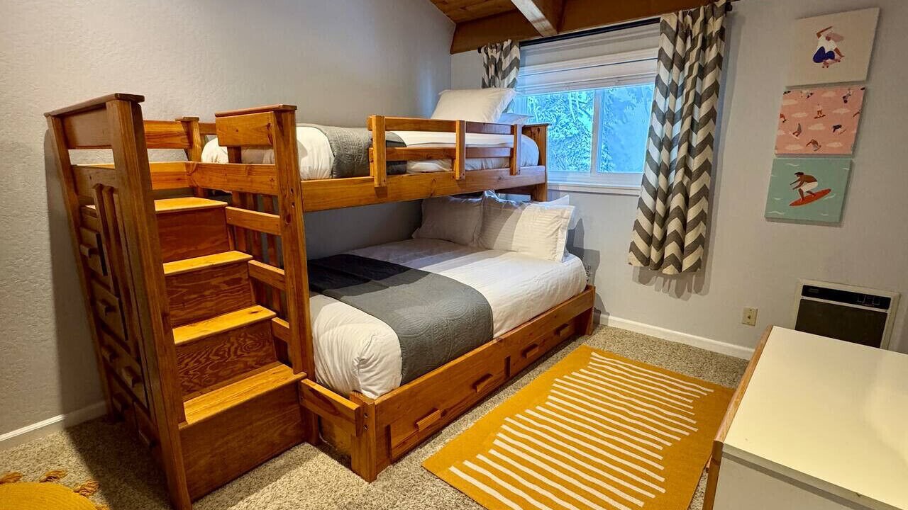 Photo of Bedroom in Tahoe Village