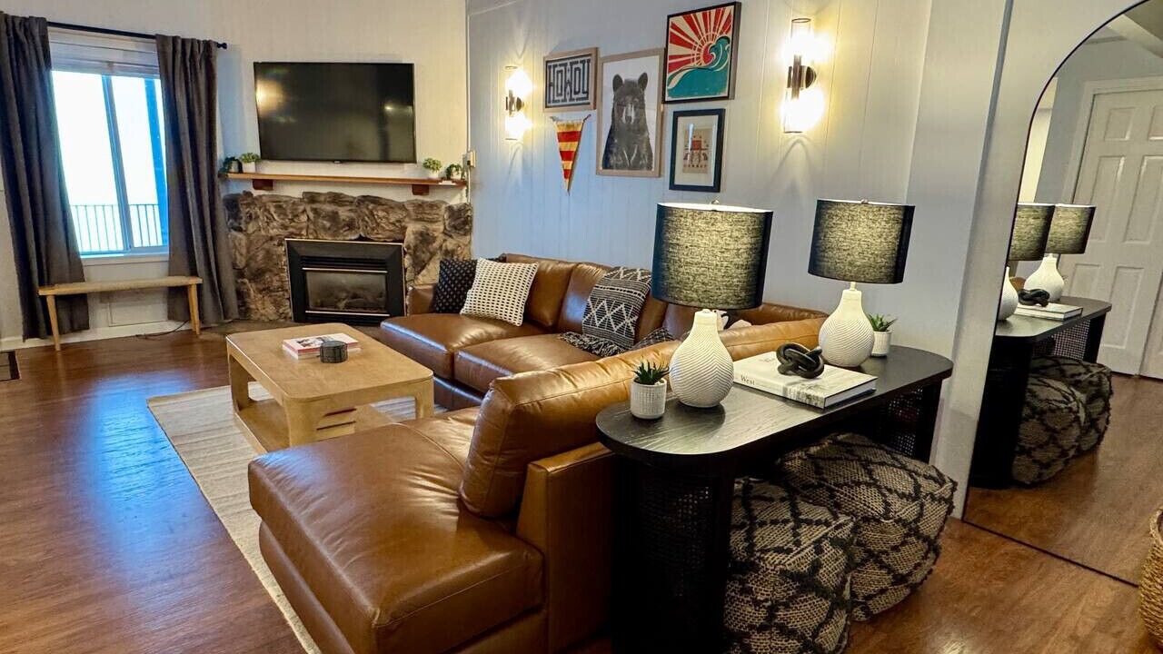 Photo of Livingroom in Tahoe Village