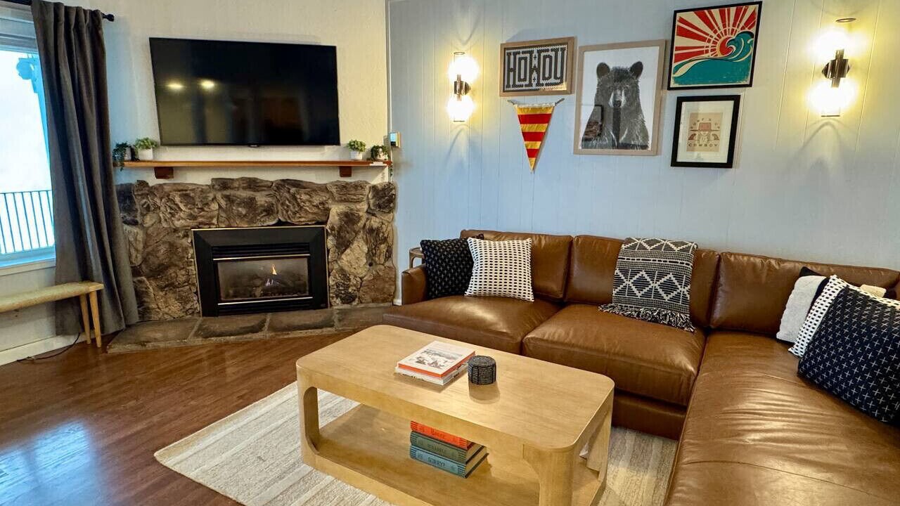 Photo of Livingroom in Tahoe Village