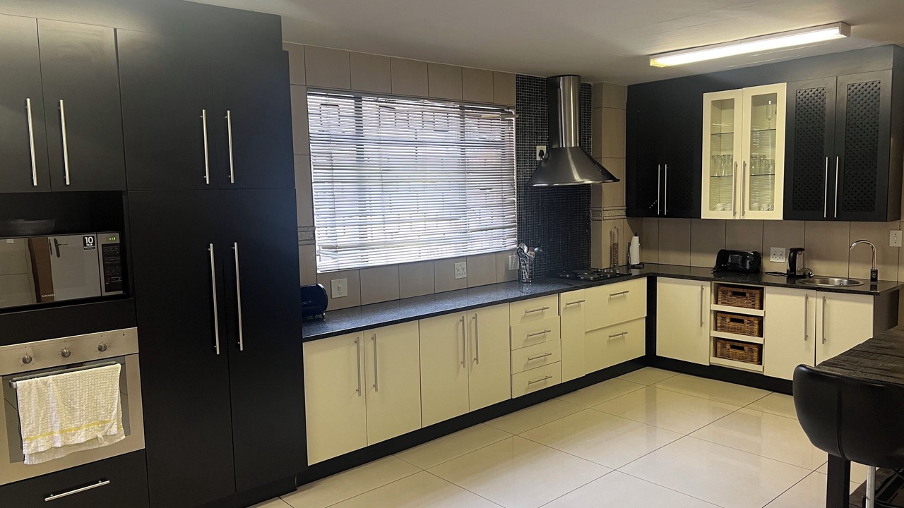 Photo of Kitchen in Greater Johannesburg Metropolitan Area