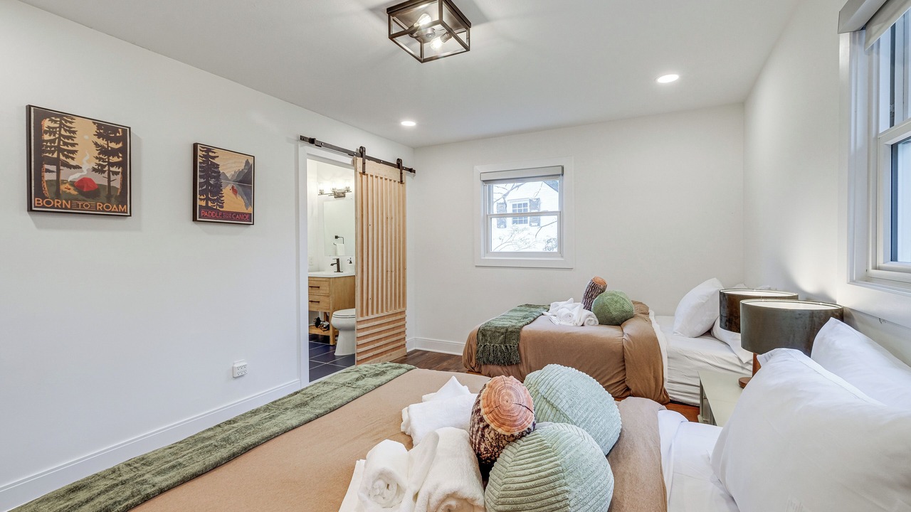 Photo of Bedroom in North Bethesda