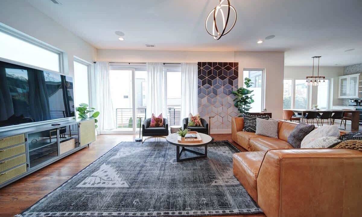 Photo of Livingroom in Third Ward