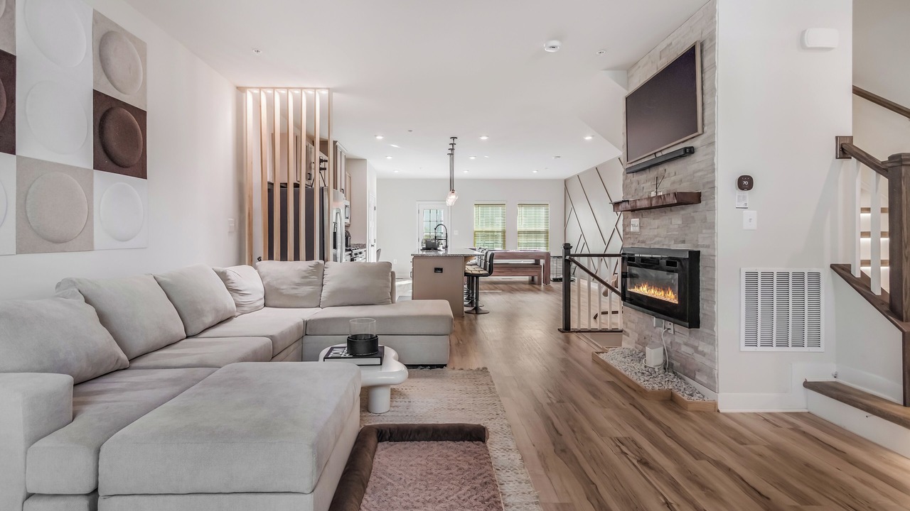 Photo of Livingroom in Upper Marlboro