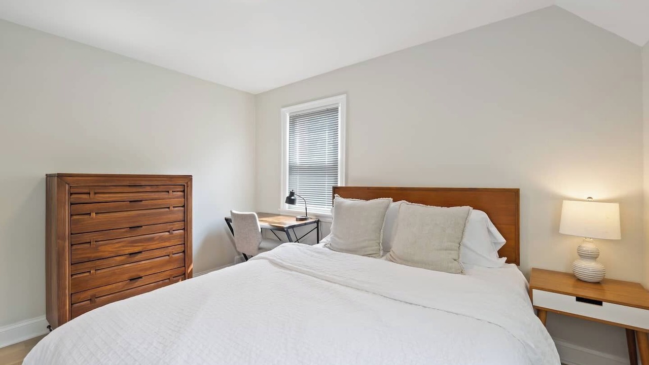 Photo of Bedroom in Bethesda