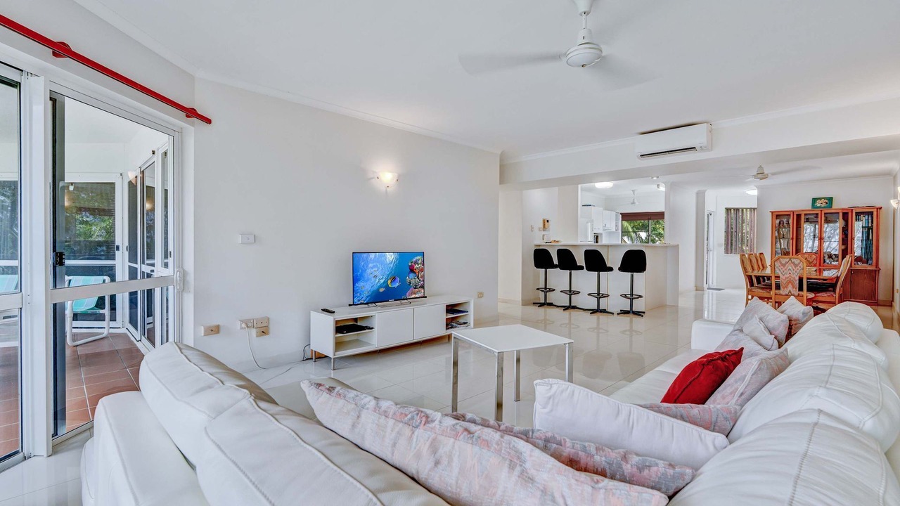 Photo of Livingroom in Wongaling Beach