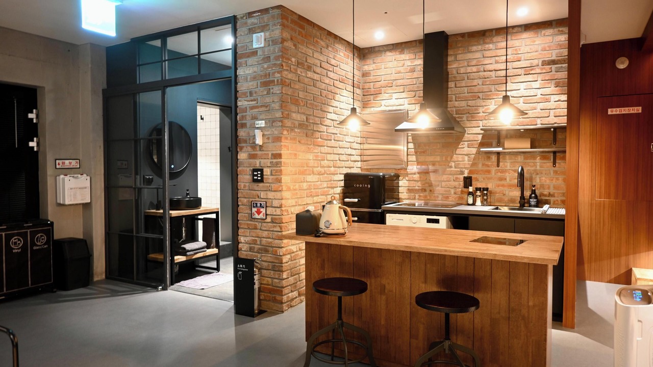 Photo of Kitchen in Hwanghak-tong