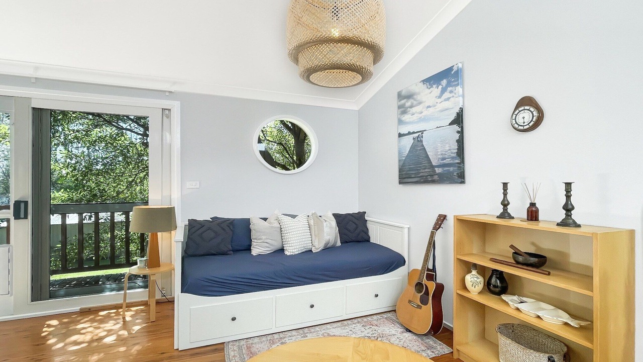 Photo of Livingroom in Mossy Point