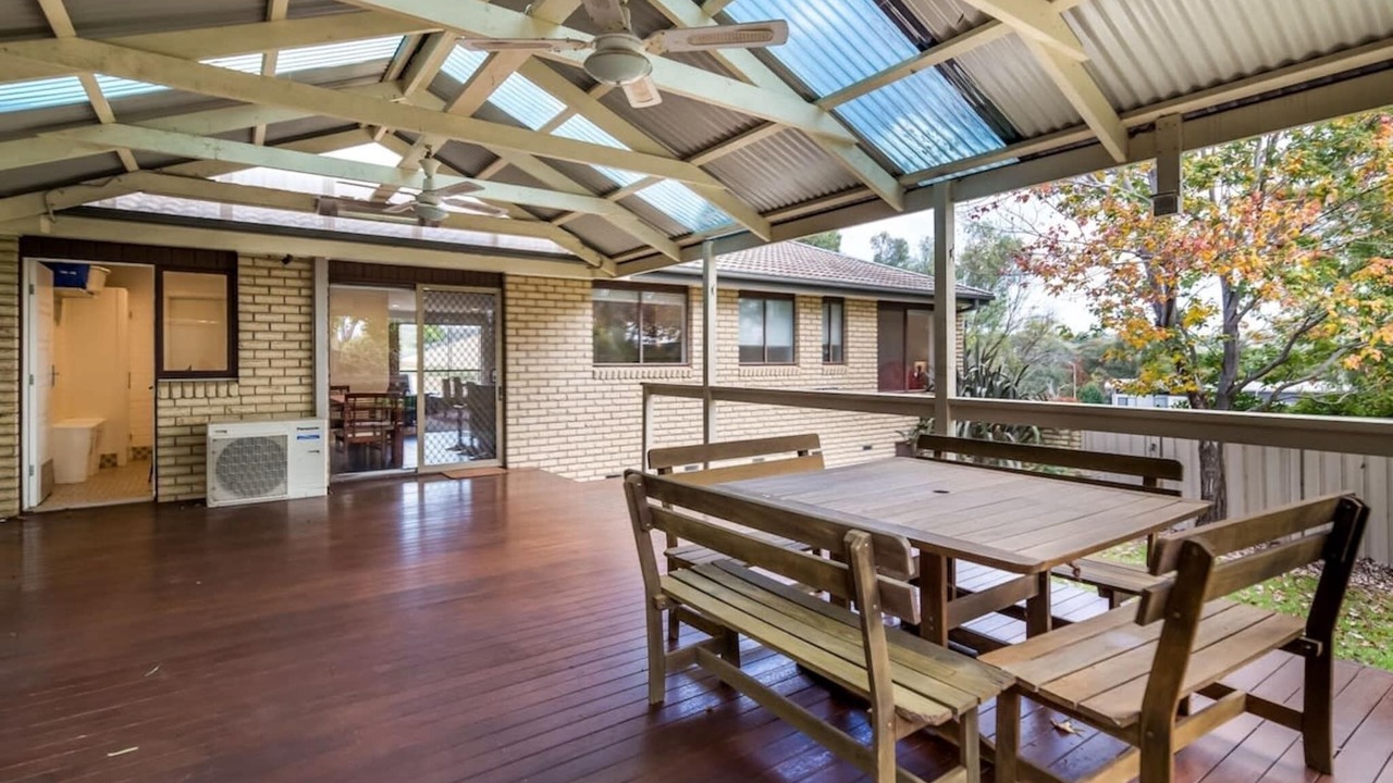 Photo of Patio Balcony in Cook