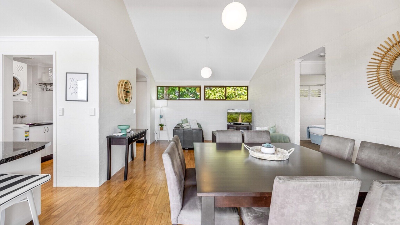 Photo of Livingroom in Alexandra Headland