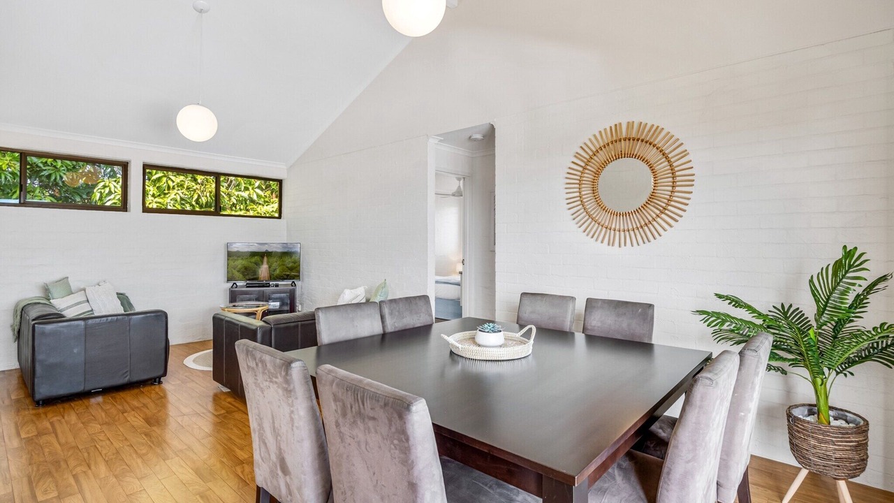 Photo of Livingroom in Alexandra Headland